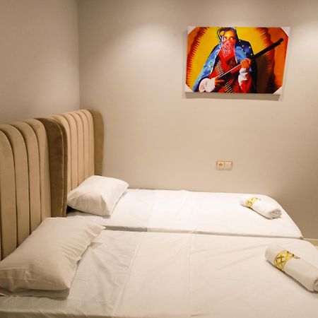 Super Apartement Totalement Neuf Et Climatise A Cote Du Centre Commercial Marjane M2 タンジェ エクステリア 写真
