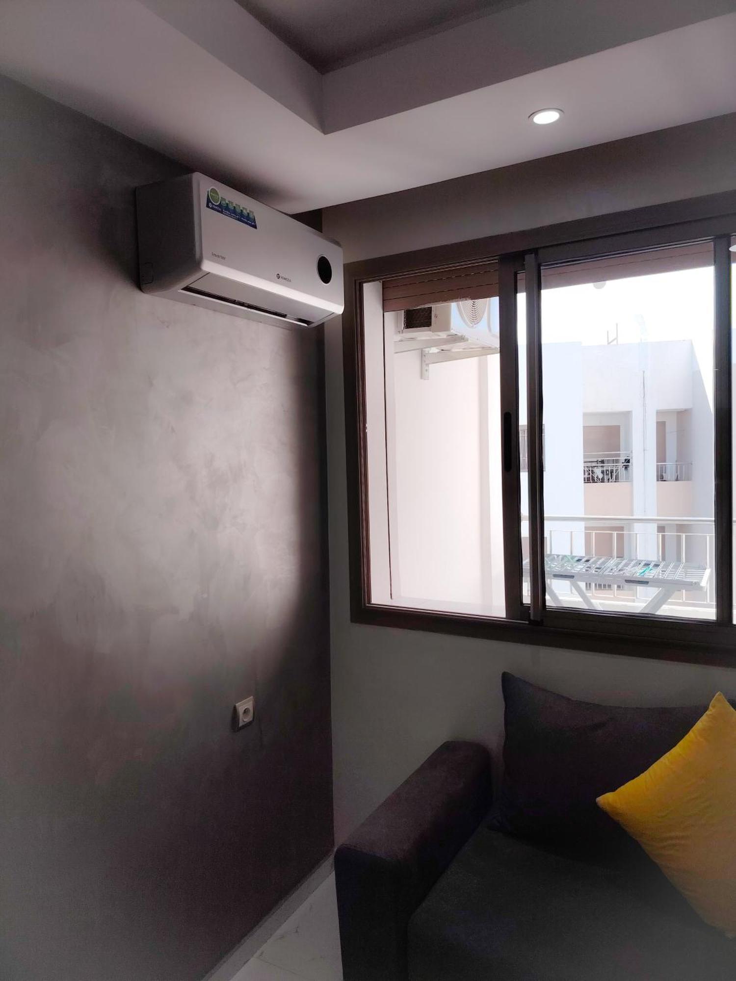 Super Apartement Totalement Neuf Et Climatise A Cote Du Centre Commercial Marjane M2 タンジェ エクステリア 写真